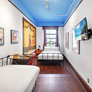 One-Bedroom King Suite